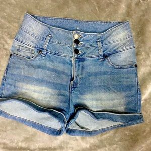 Blue notes super high rise shorts